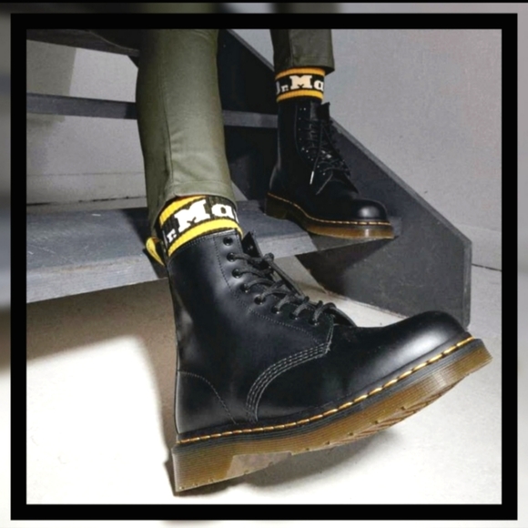 Martens 1460 Original Smooth Leather Lace Up Combat Boots